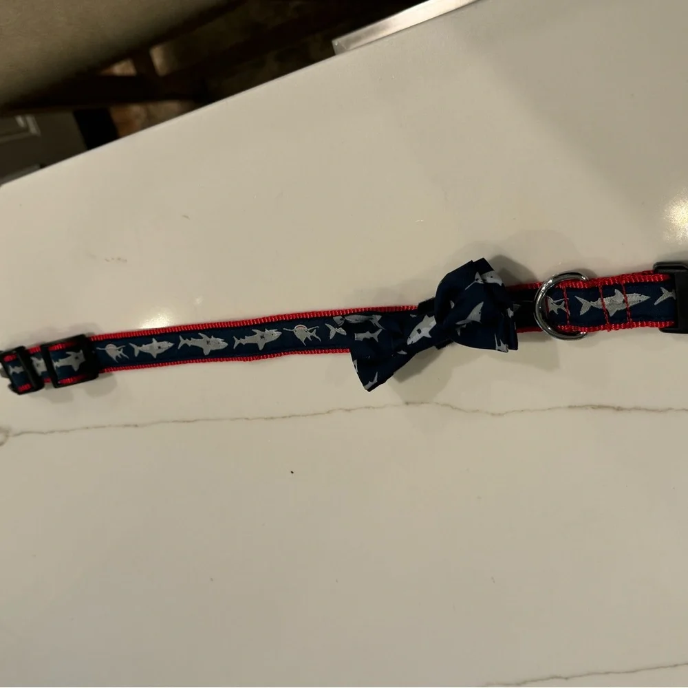 Shark Print bowtie dog collar
